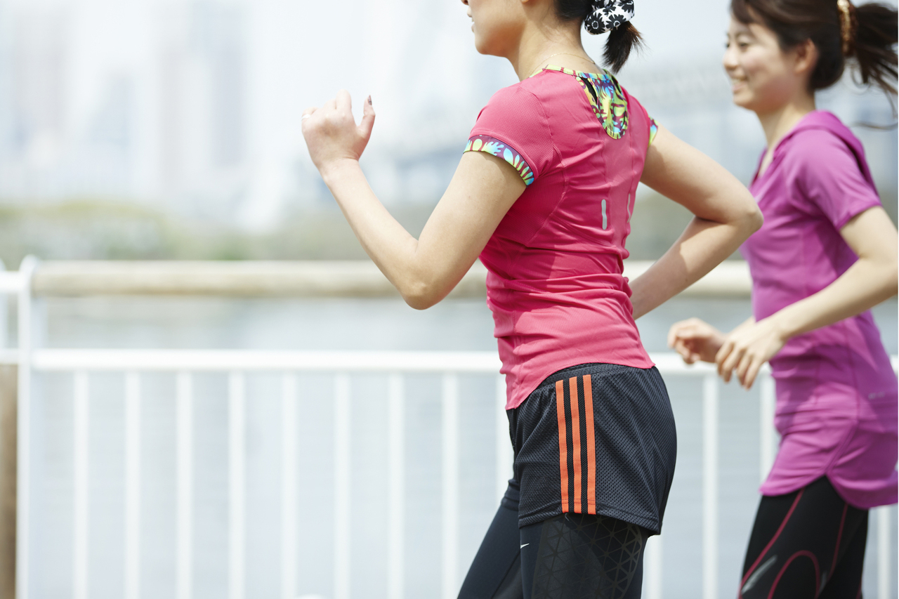 マラソンをする個人事業主のイメージ